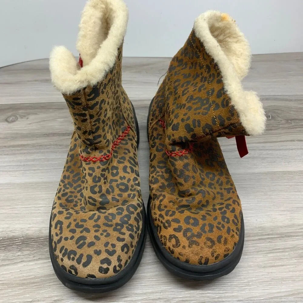 UGG‎ I Love Ugg Leopard Print Boots Size 6 Womens Pull On Red Ribbon